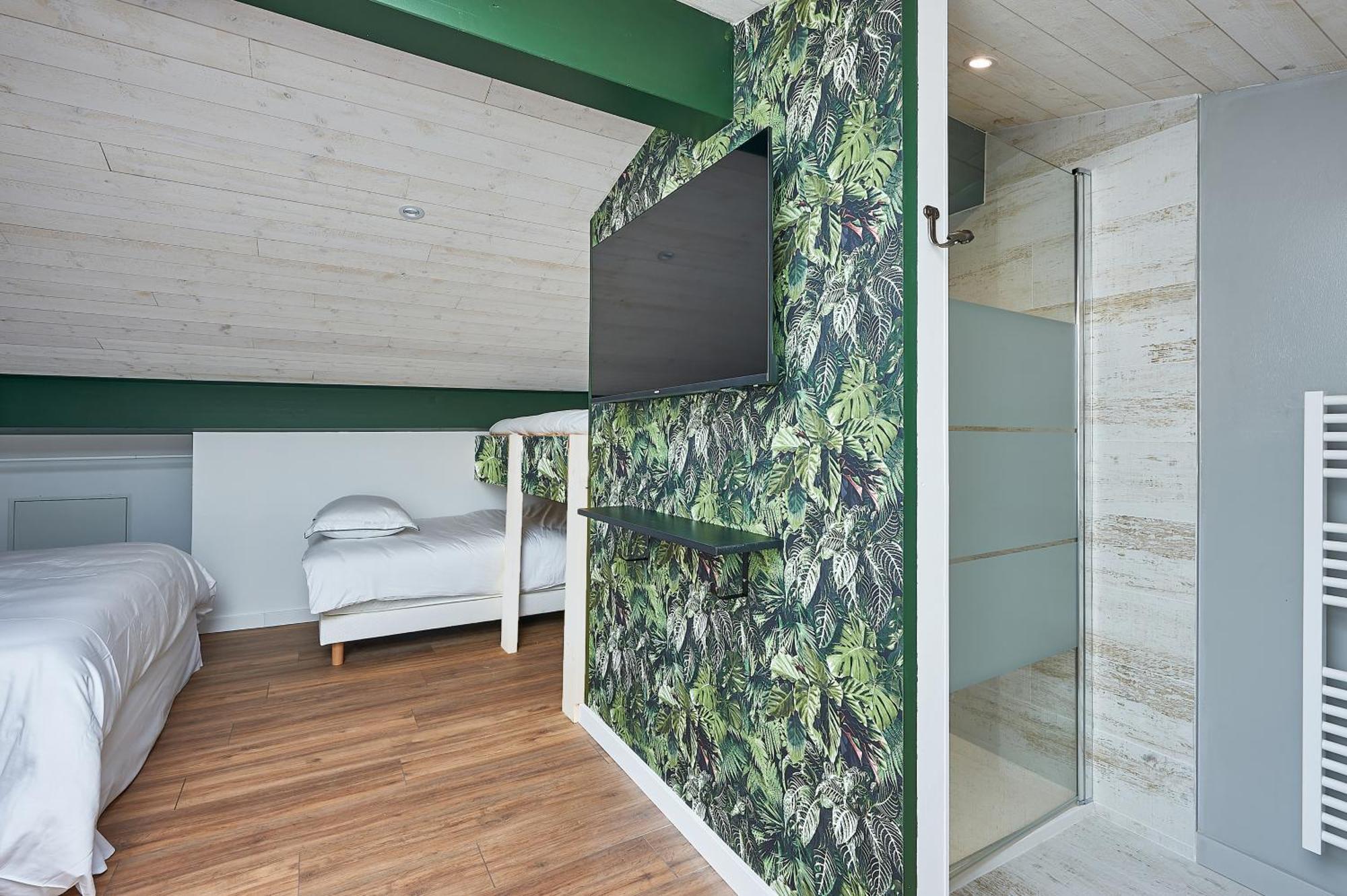 Le Repaire Lagardere Bed & Breakfast Lussac  Ngoại thất bức ảnh